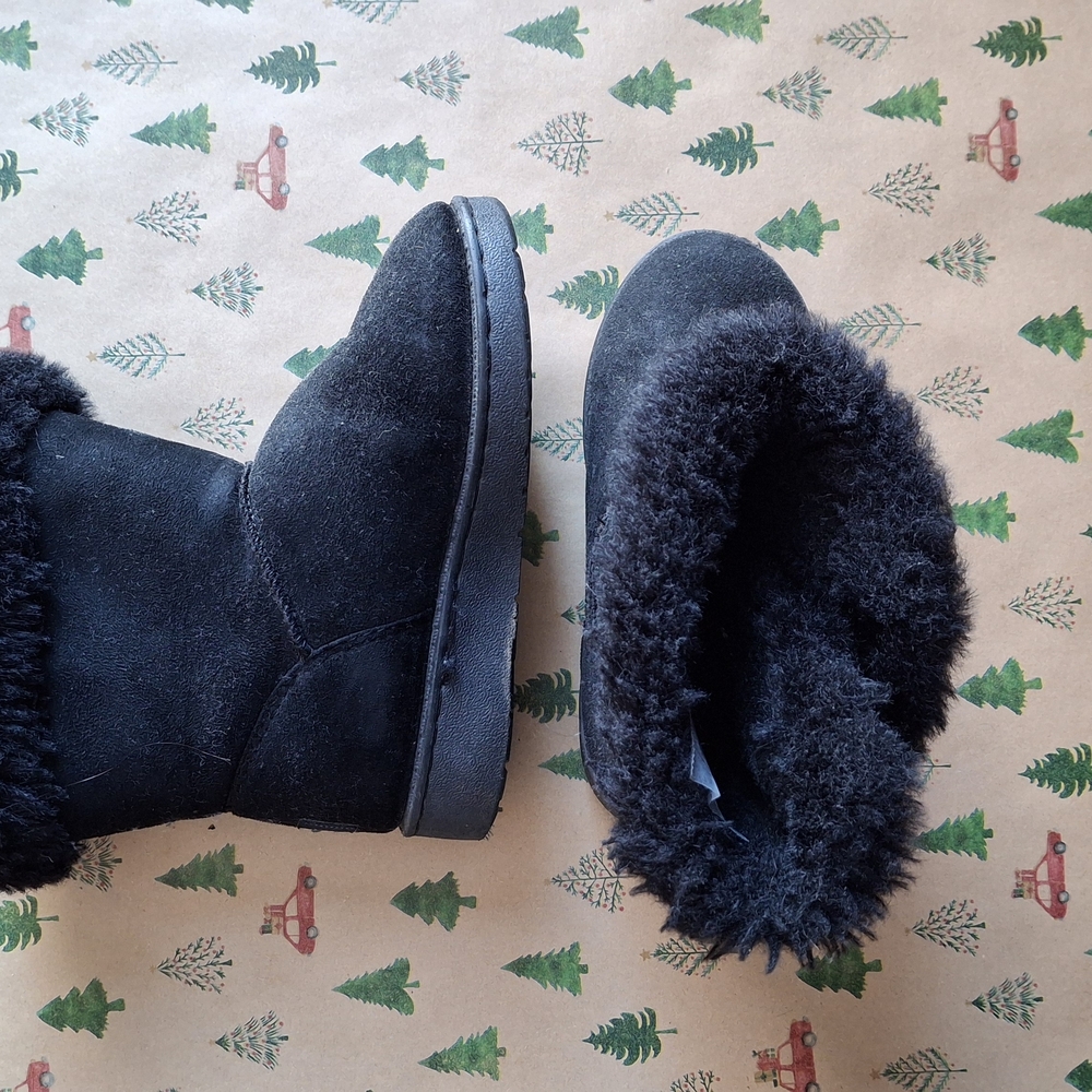 Kids Black Fur-Lined Boots